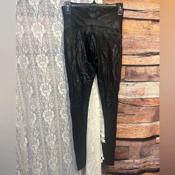 SPANX Black Glossy Faux Leather Leggings (099) - Picture 6 of 7